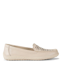 Baretraps Bridget Boat Shoe Light Blush Leather