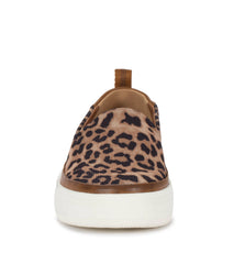 Baretraps Nevin Slip On Sneaker Auburn Leopard