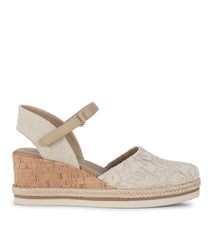 Baretraps Alycia Closed Toe Wedge Sandal Cream