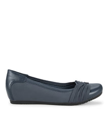 Baretraps Marcie Casual Flat Navy