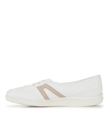 Baretraps Vannie Slip On Sneaker White Multi