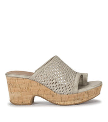 Baretraps Bethie Wedge Sandal Champagne
