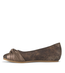 Baretraps Chainey Casual Flat Taupe Metallic