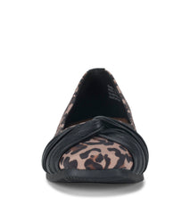 Baretraps Chainey Casual Flat Brown Multi