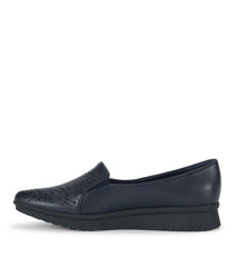 Baretraps Amry Slip On Loafer Navy
