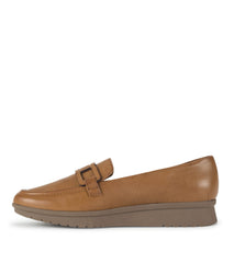Baretraps Addison Slip On Loafer Cognac