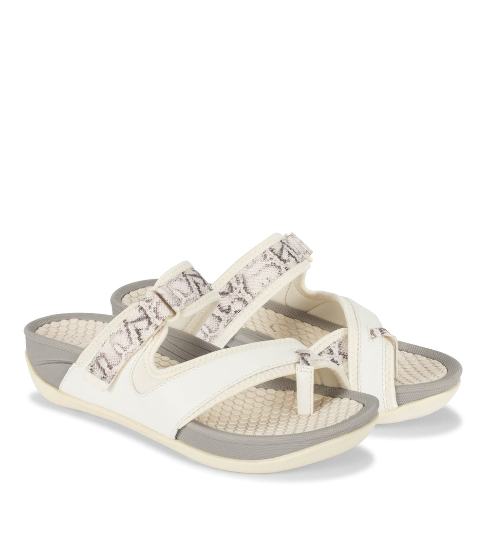 Baretraps Deserae Slide Sandal Cream