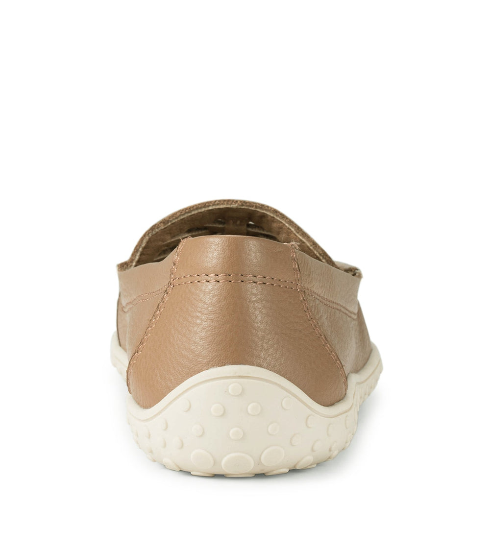 Baretraps Bridget Boat Shoe Tan Leather