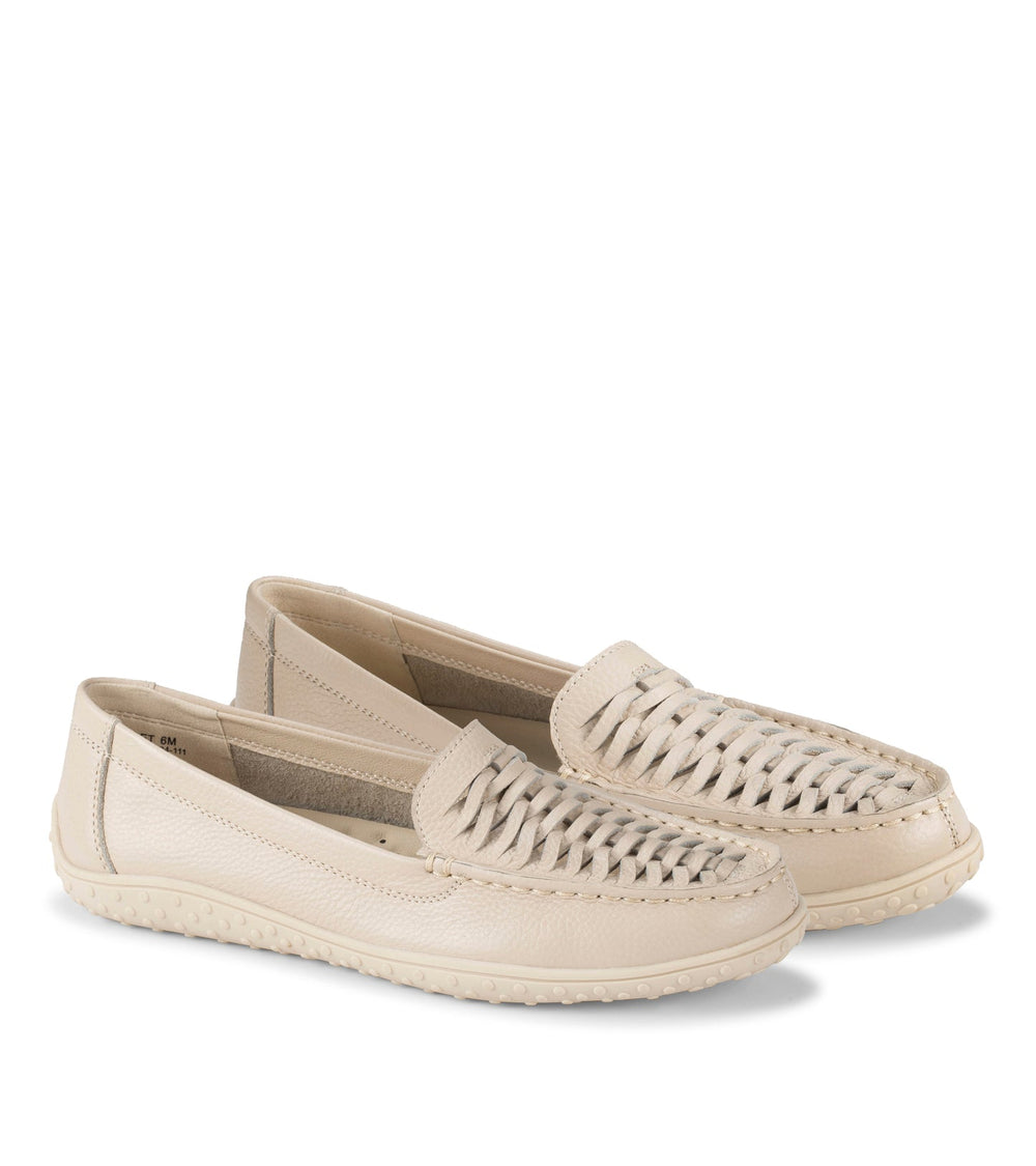 Baretraps Bridget Boat Shoe Light Blush Leather
