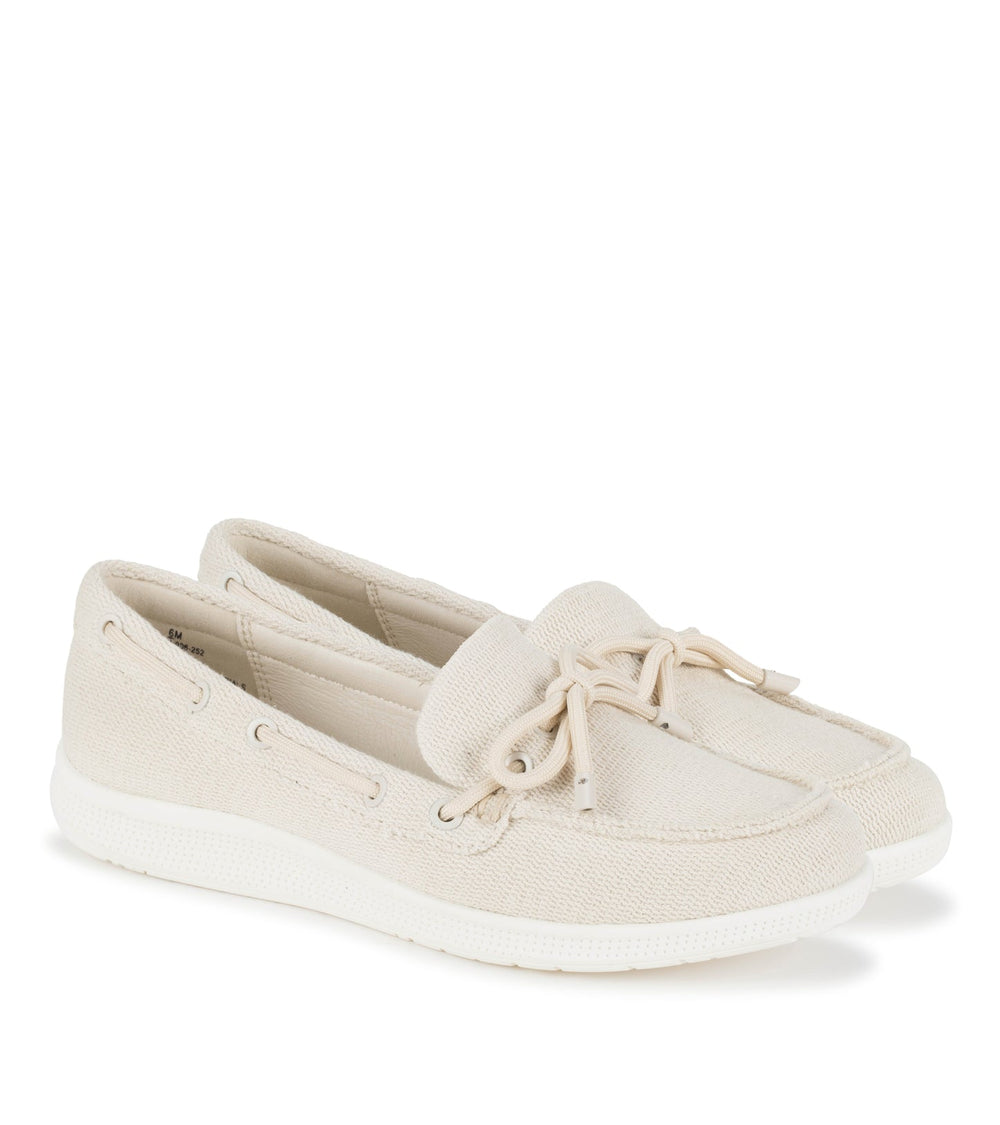 Baretraps Venia Boat Shoe Natural