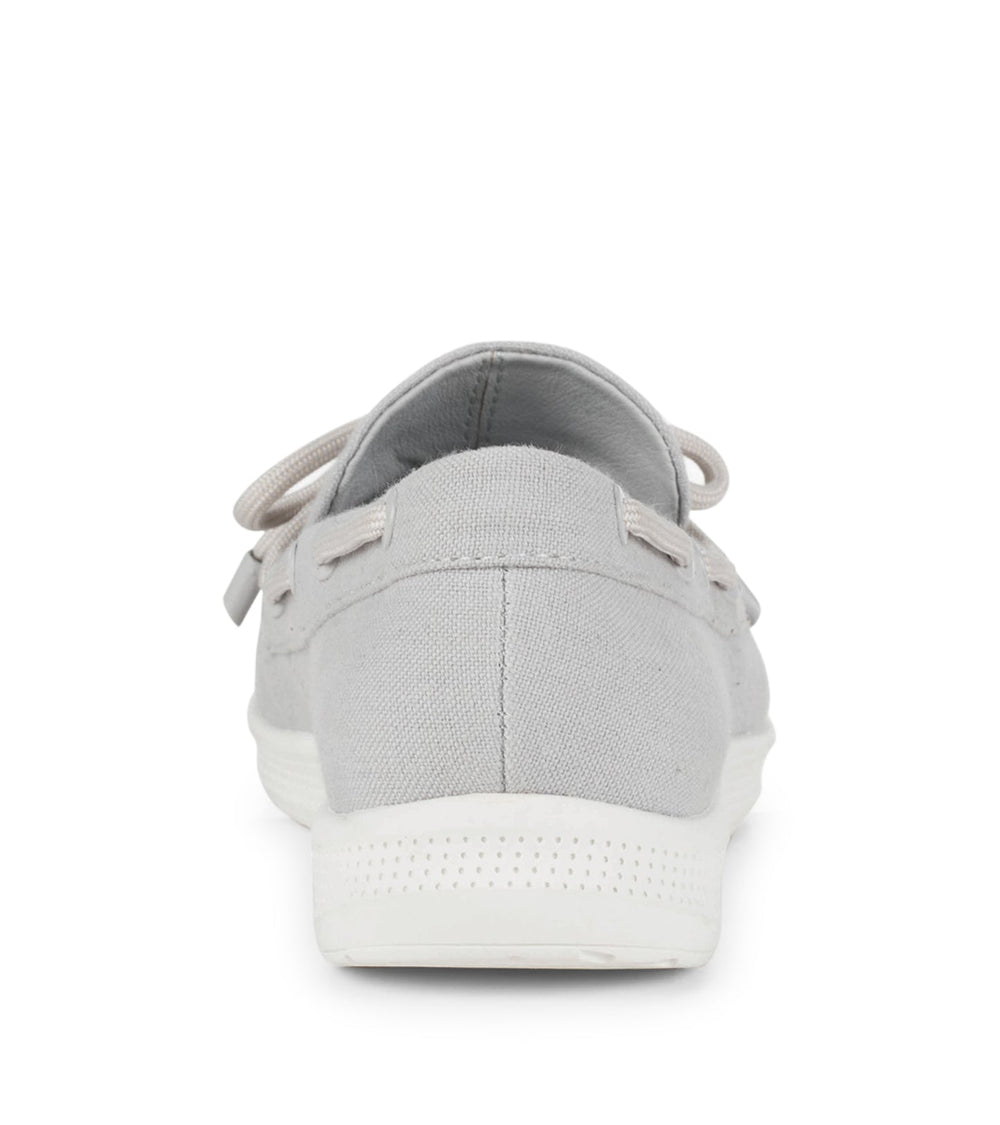 Baretraps Venia Boat Shoe Light Steel