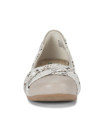 Baretraps Mitsy Casual Flat Cream Multi Snake