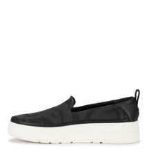 Baretraps Nevin Slip On Sneaker Black Camo