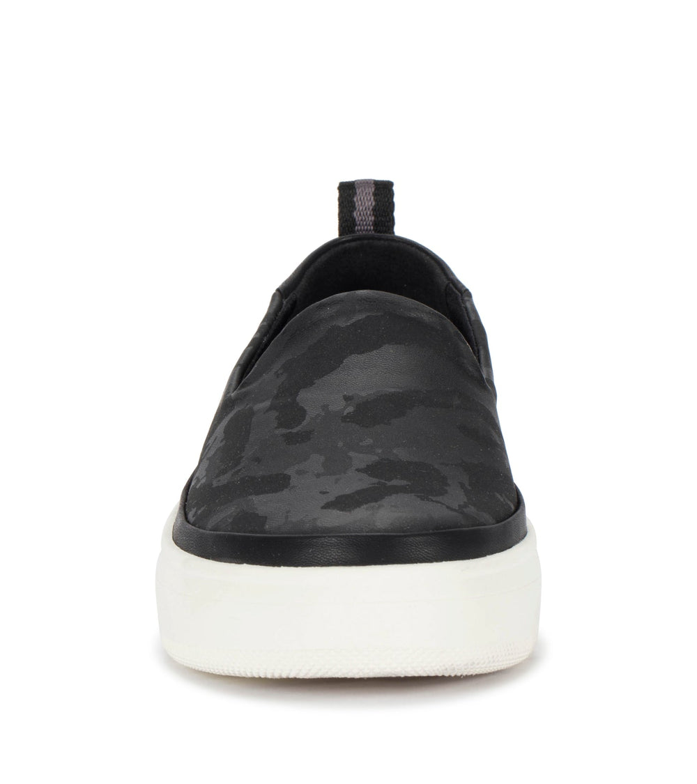 Baretraps Nevin Slip On Sneaker Black Camo