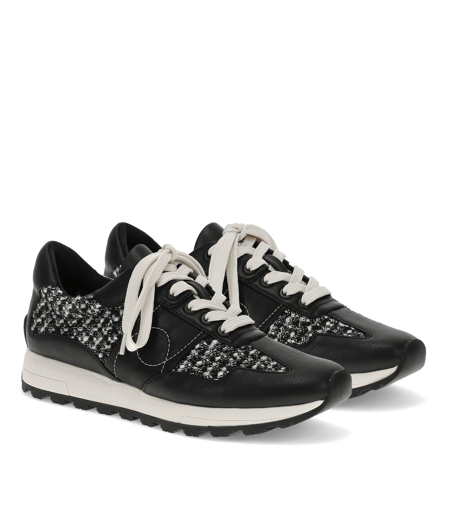 Baretraps Gwenda Lace Up Sneaker Black Multi
