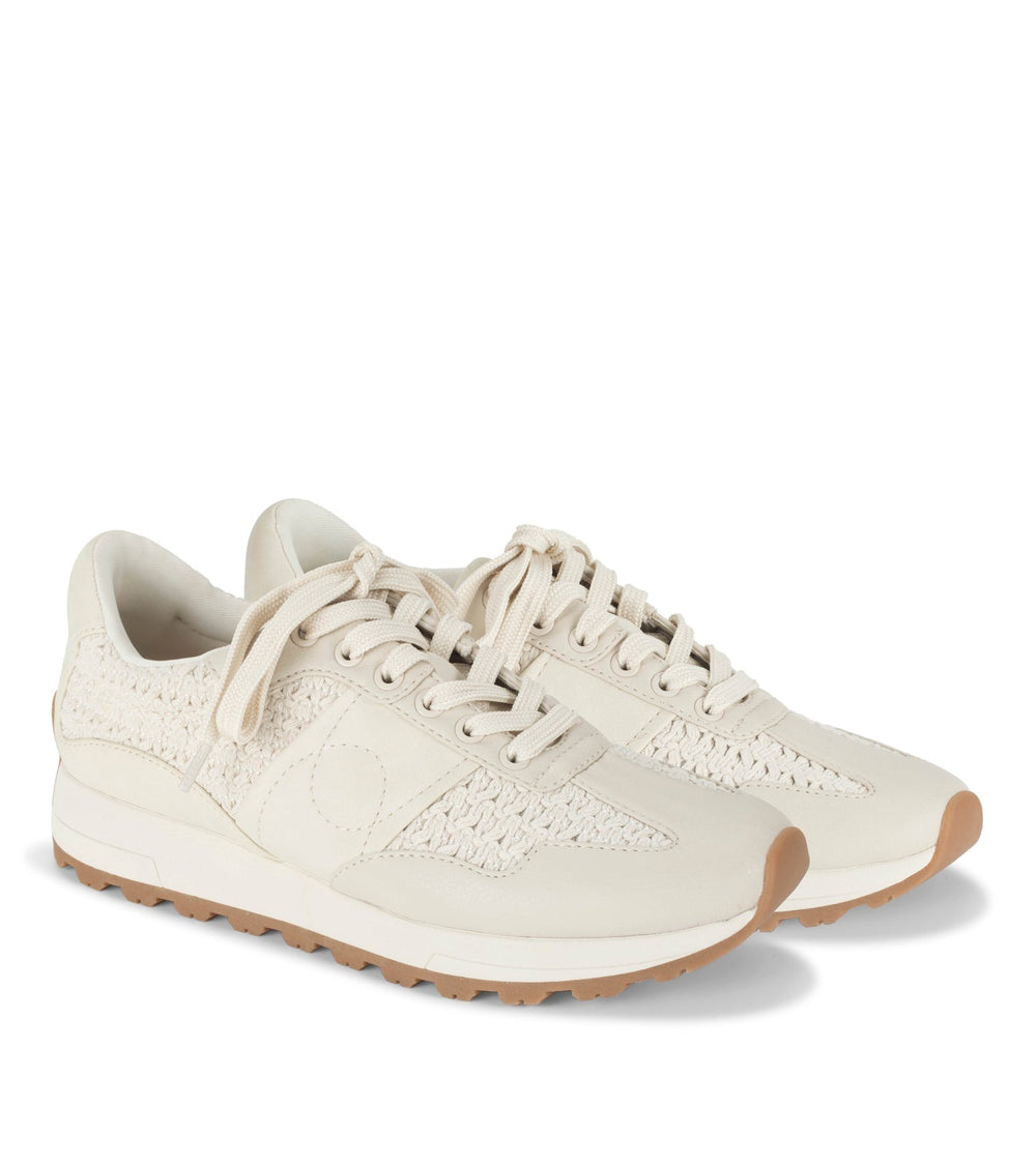 Baretraps Gwenda Lace Up Sneaker Natural Multi