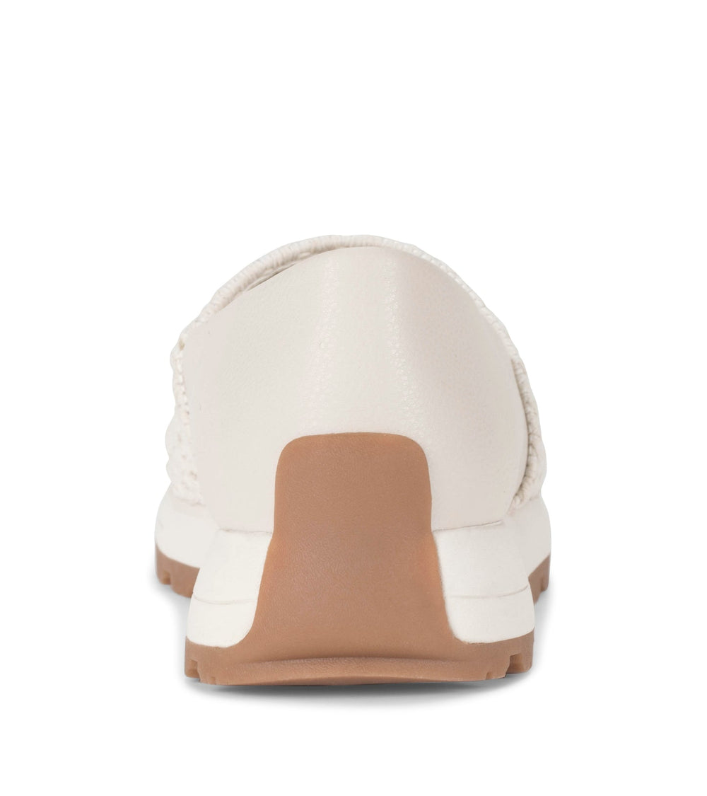 Baretraps Gennie Slip On Natural Crochet