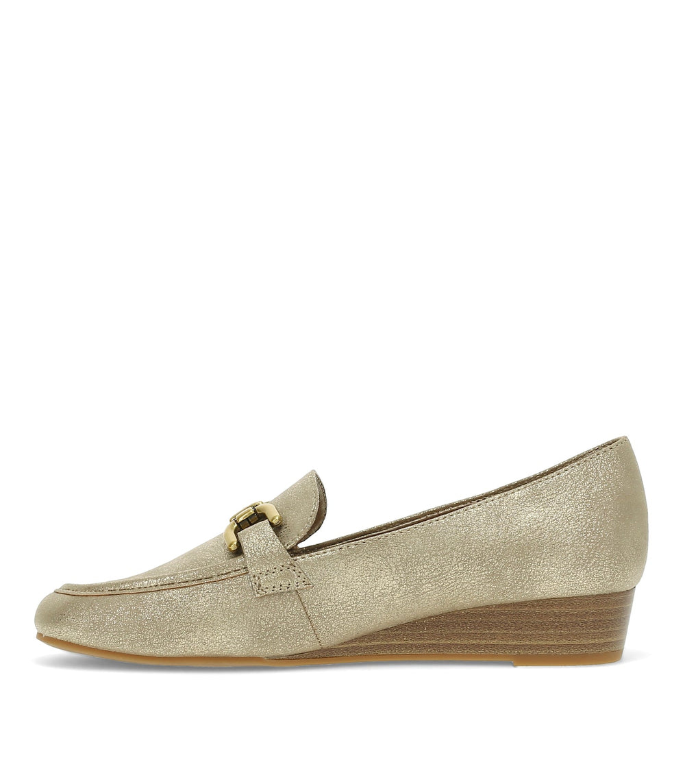 Baretraps Caddie Loafer Light Champagne