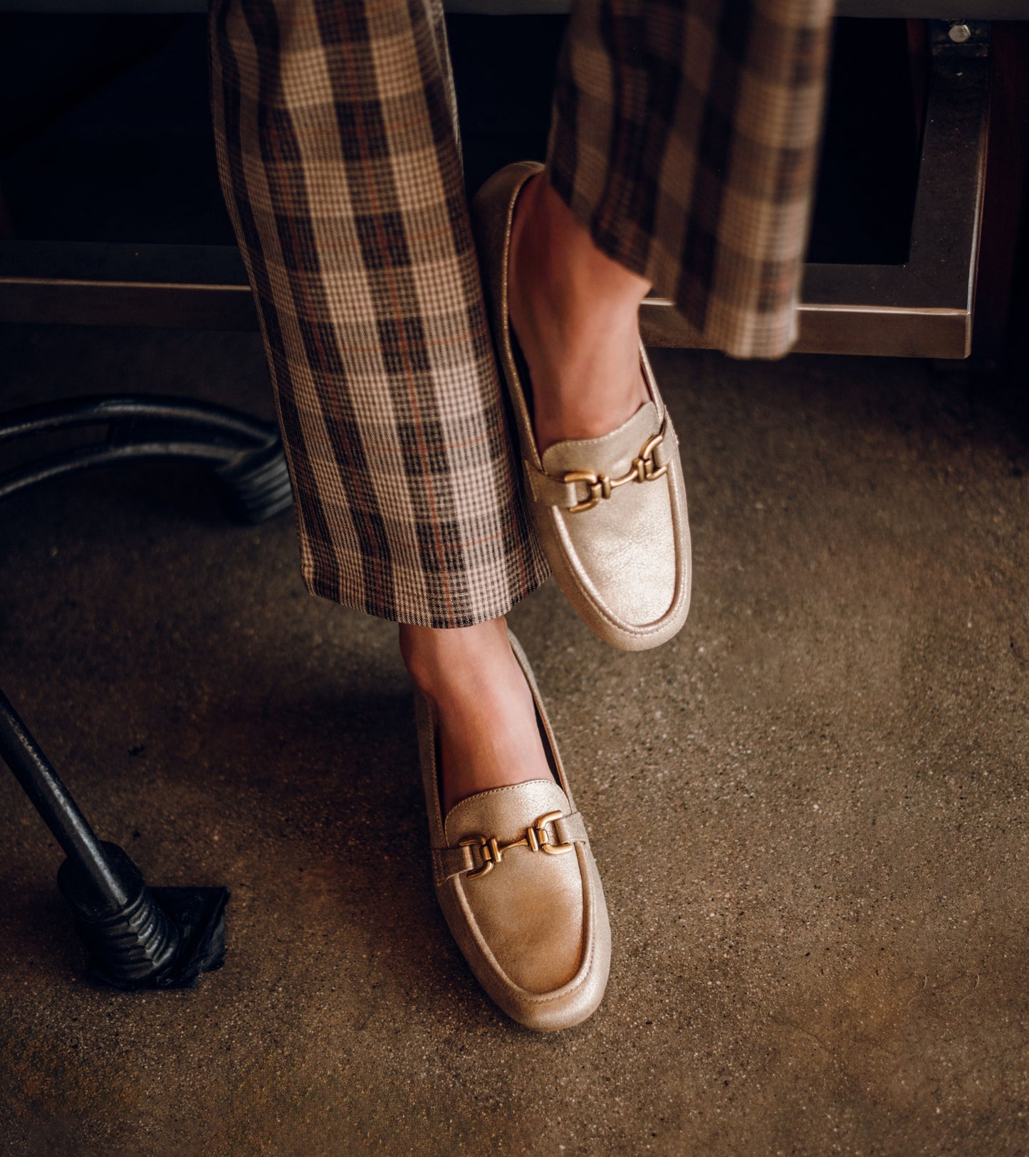 Baretraps Caddie Loafer Light Champagne