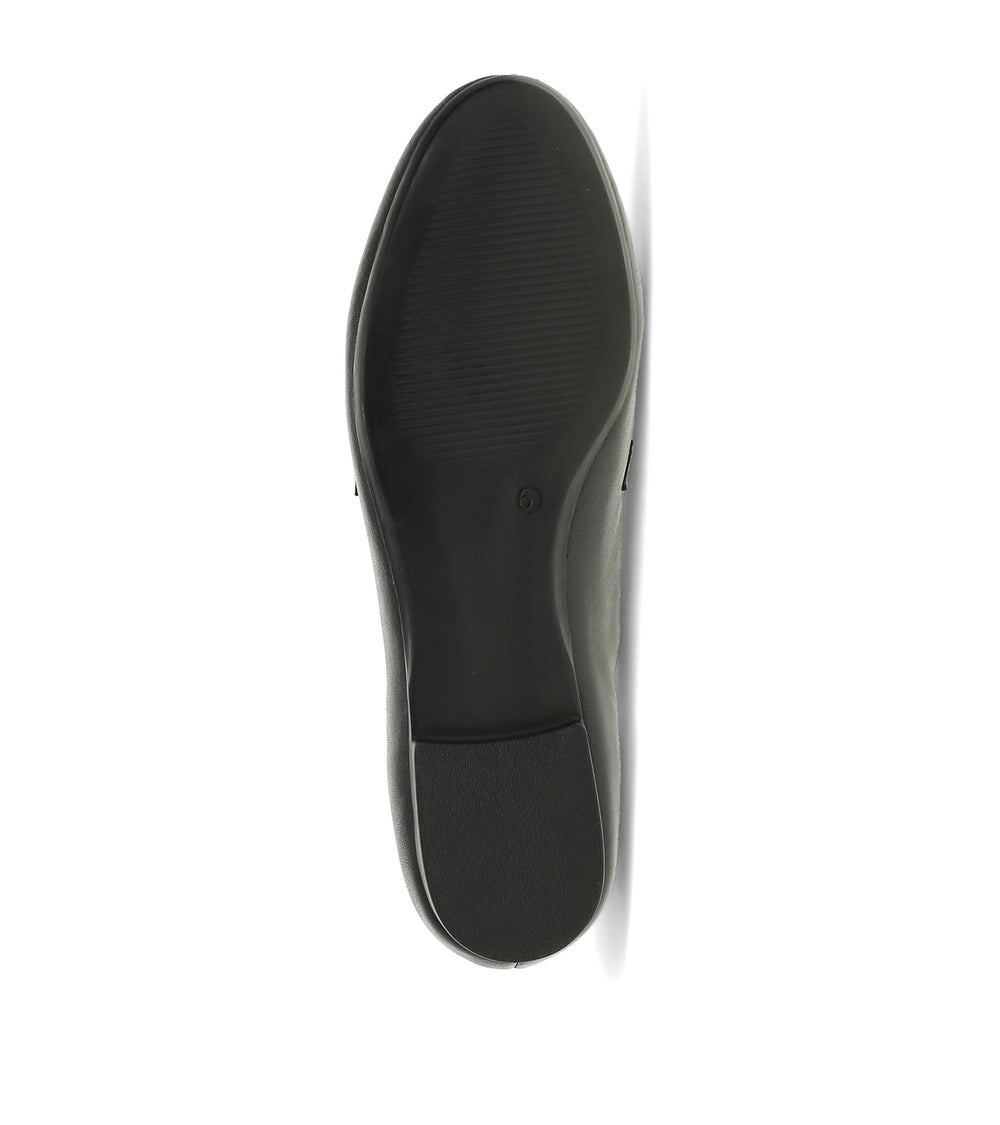 Baretraps Wyatt Loafer Black Leather
