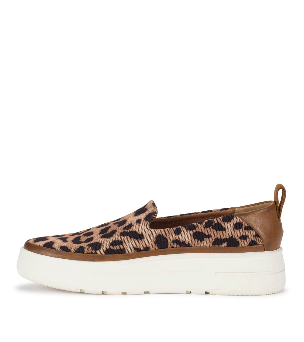 Baretraps Nevin Slip On Sneaker Auburn Leopard