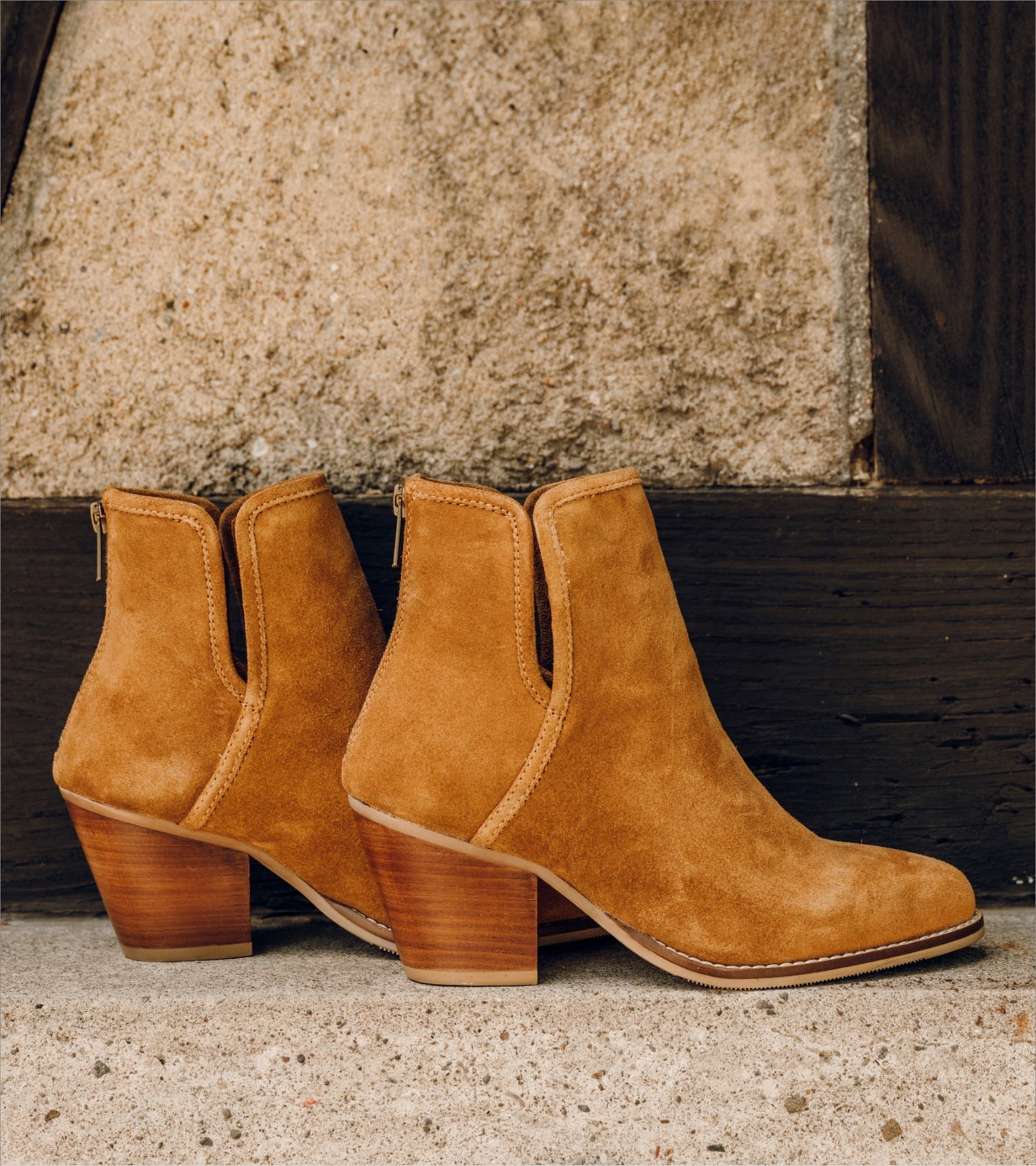 Baretraps Nanny Block Heel Bootie Cognac Suede