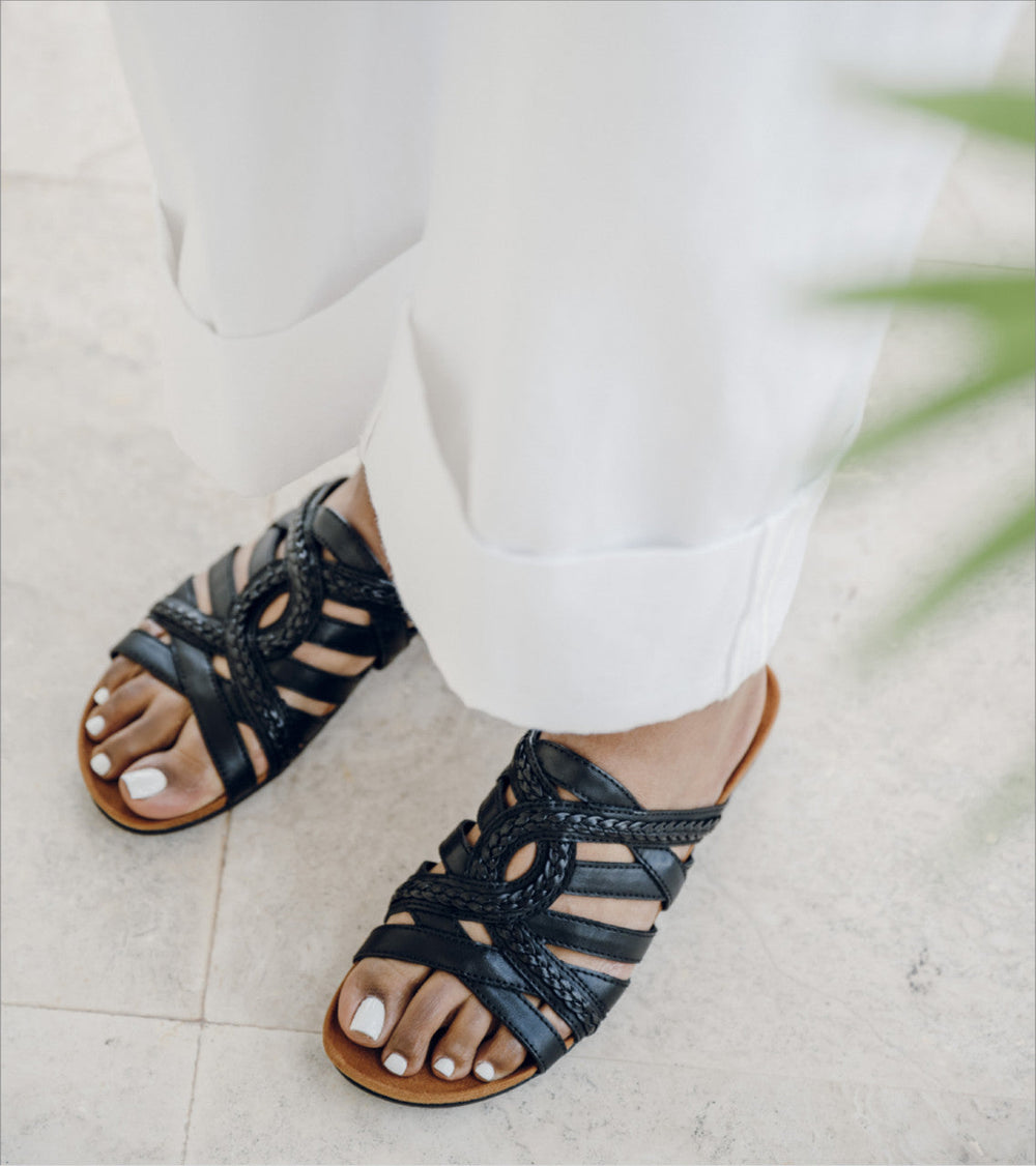 Baretraps Joneva Slide Sandal Black