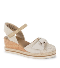 Baretraps Arabelle Closed Toe Wedge Sandal Cream