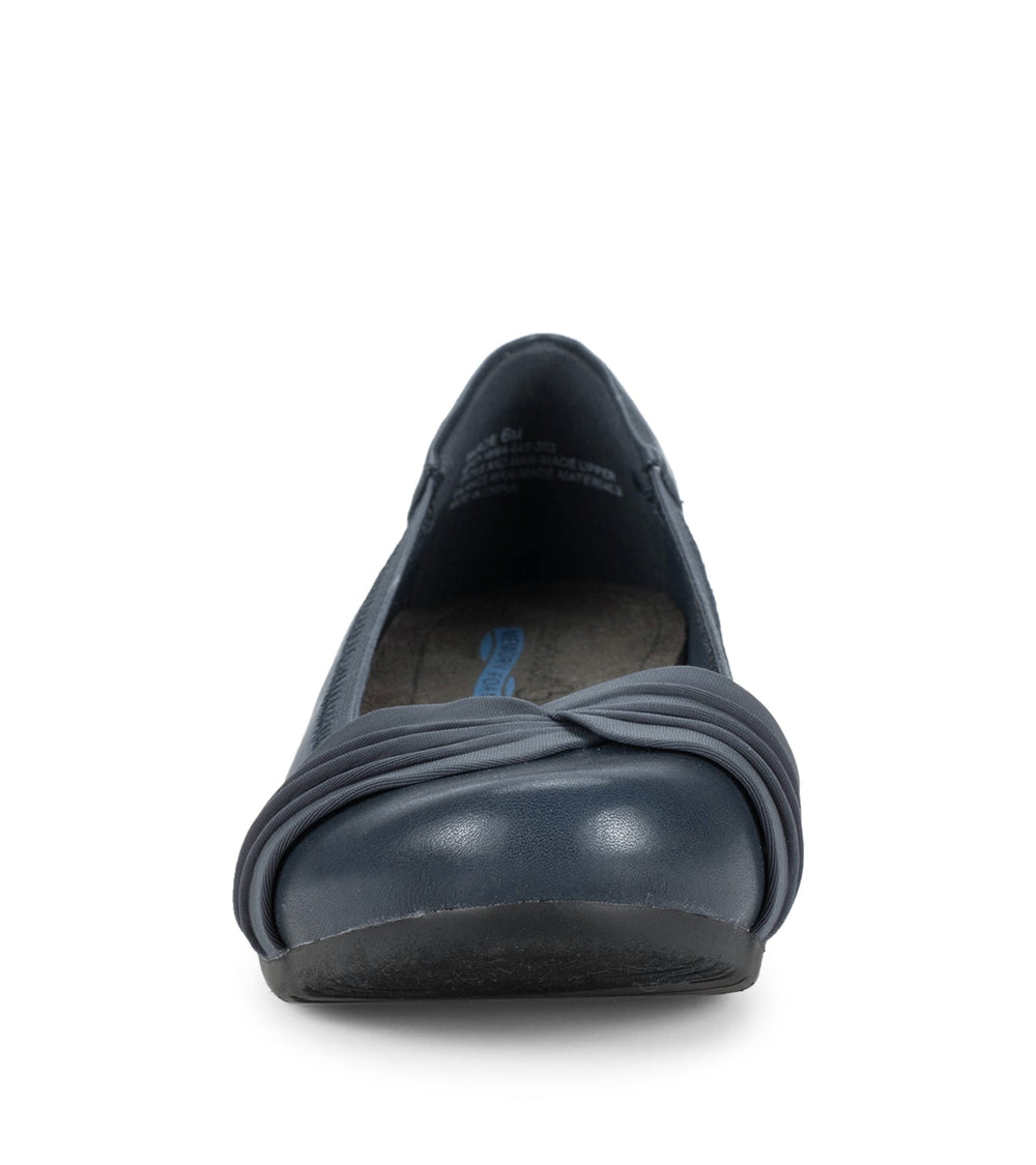 Baretraps Marcie Casual Flat Navy