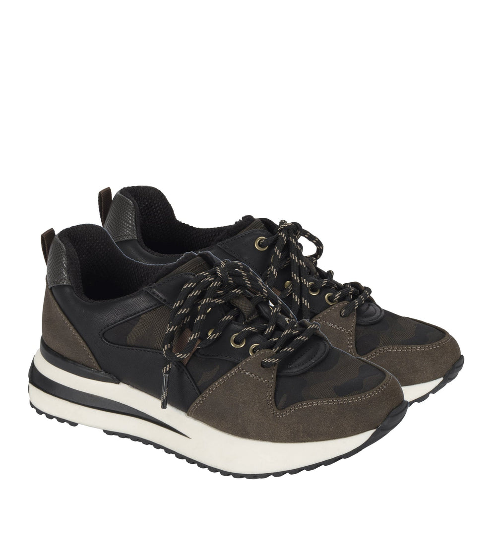 Baretraps Cabriole Sneaker Army