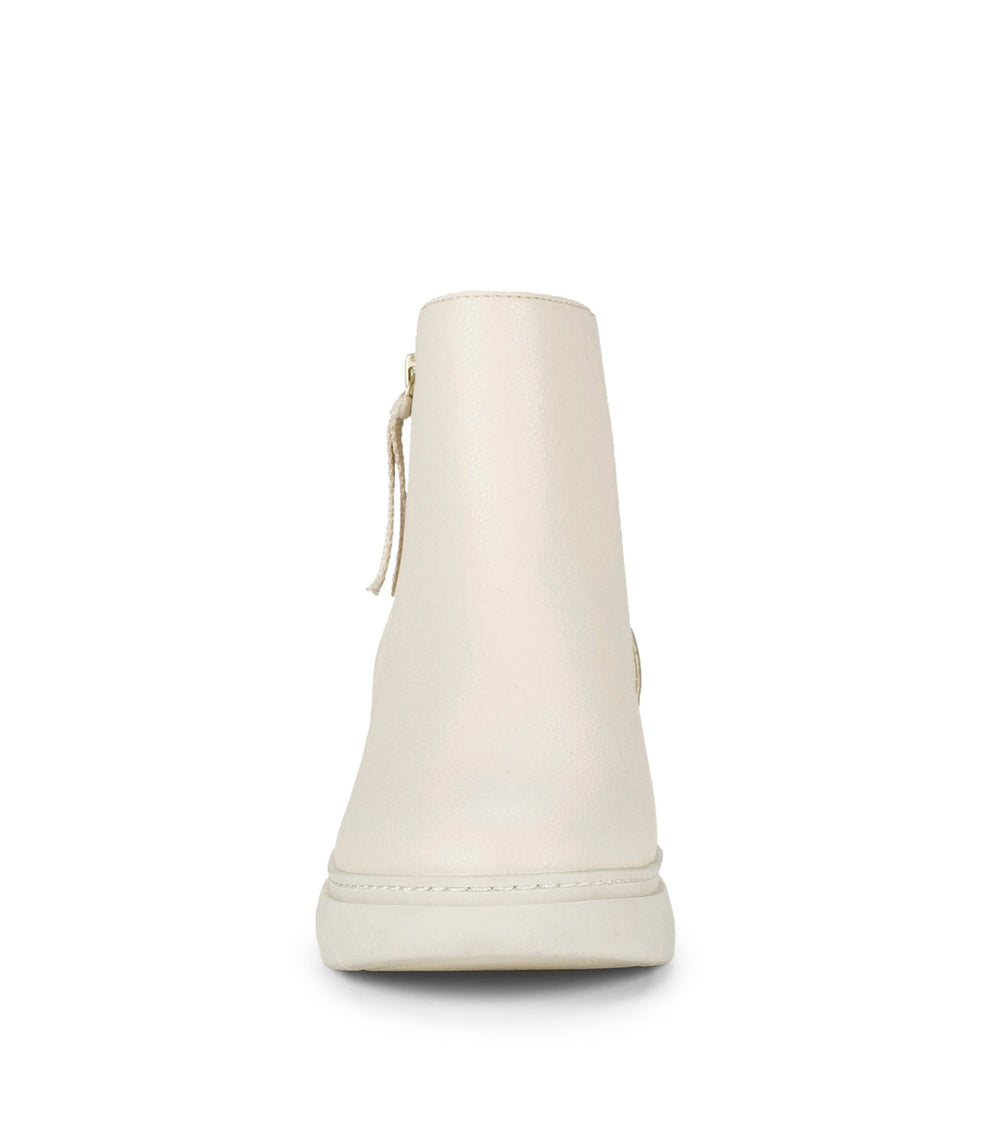 Baretraps Lakelyn Wedge Bootie Ecru