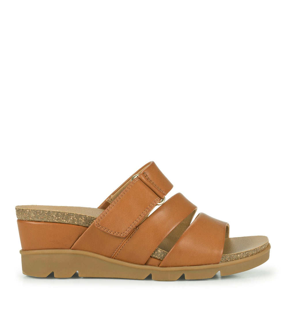 Baretraps Michi Wedge Sandal Dark Caramel