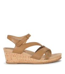 Baretraps Farah Wedge Sandal Caramel