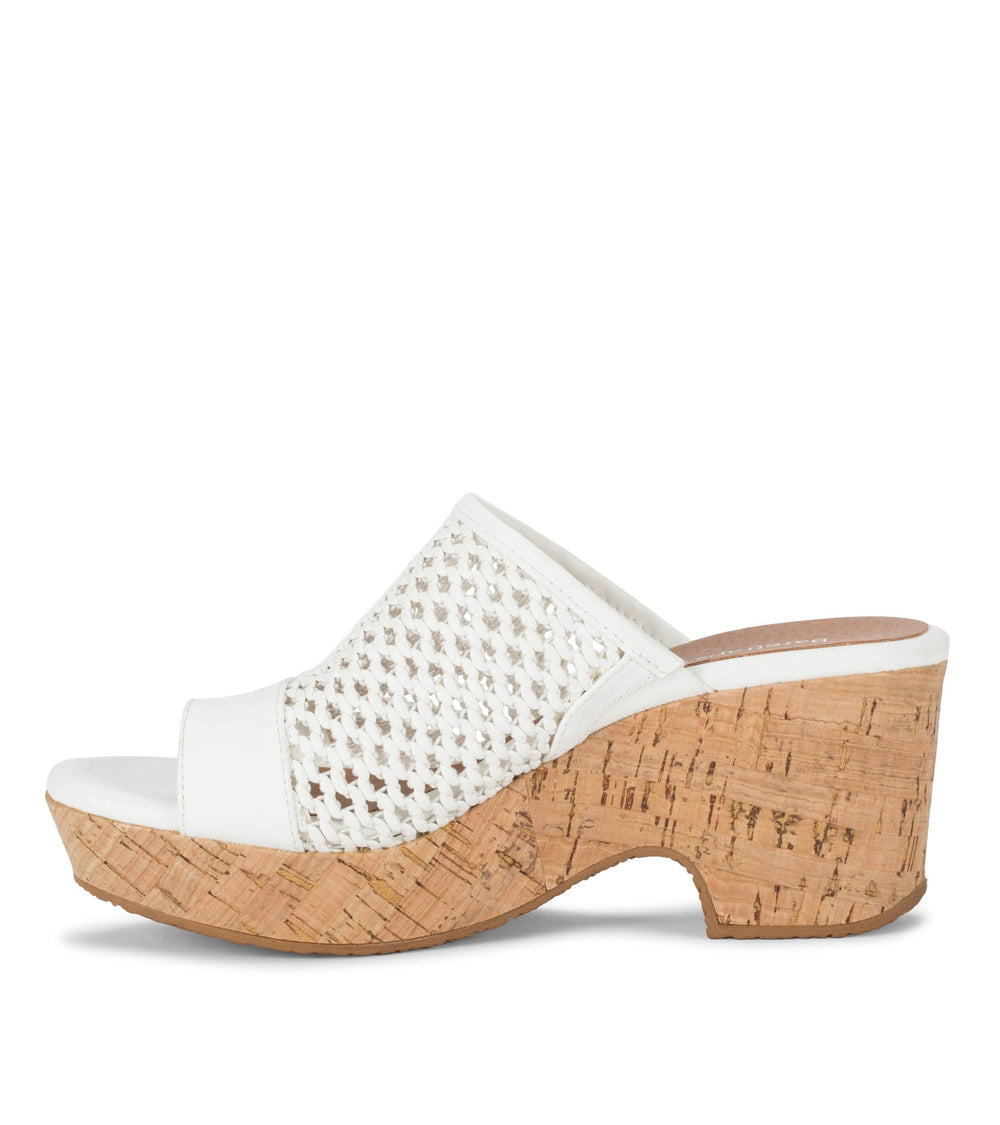Baretraps Bethie Wedge Sandal White