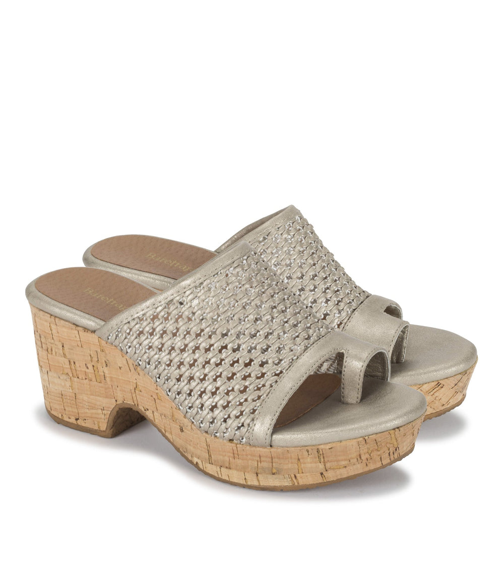 Baretraps Bethie Wedge Sandal Champagne
