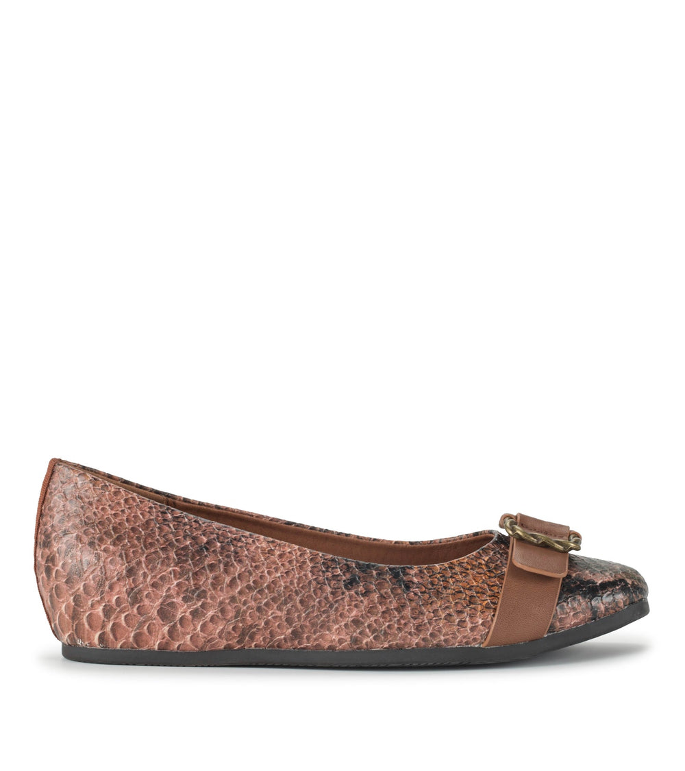 Baretraps Colette Flat Oak