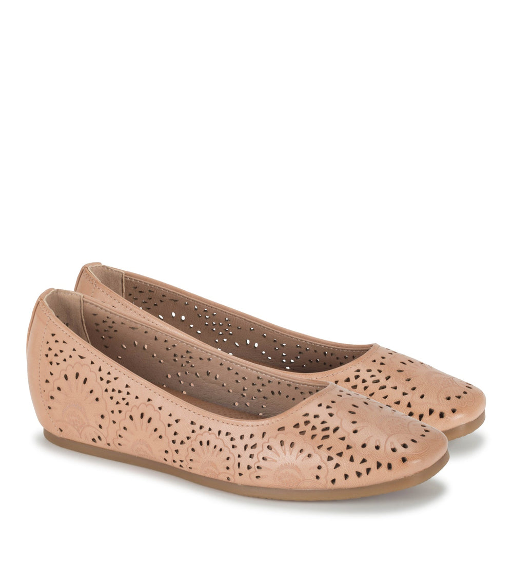 Baretraps Chika Casual Flat Rouge