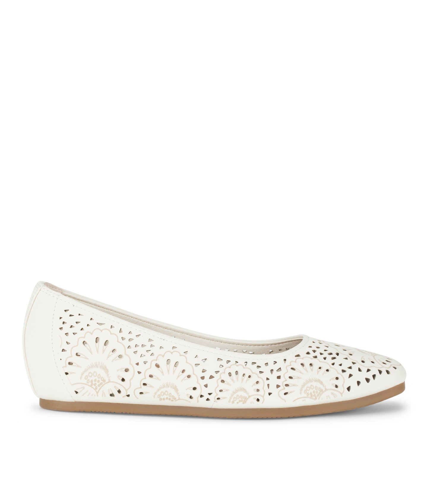 Baretraps Chika Casual Flat Cream