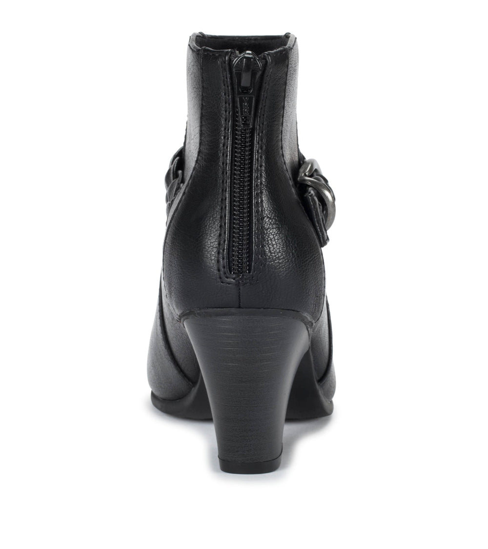 Baretraps Ledell Bootie Black