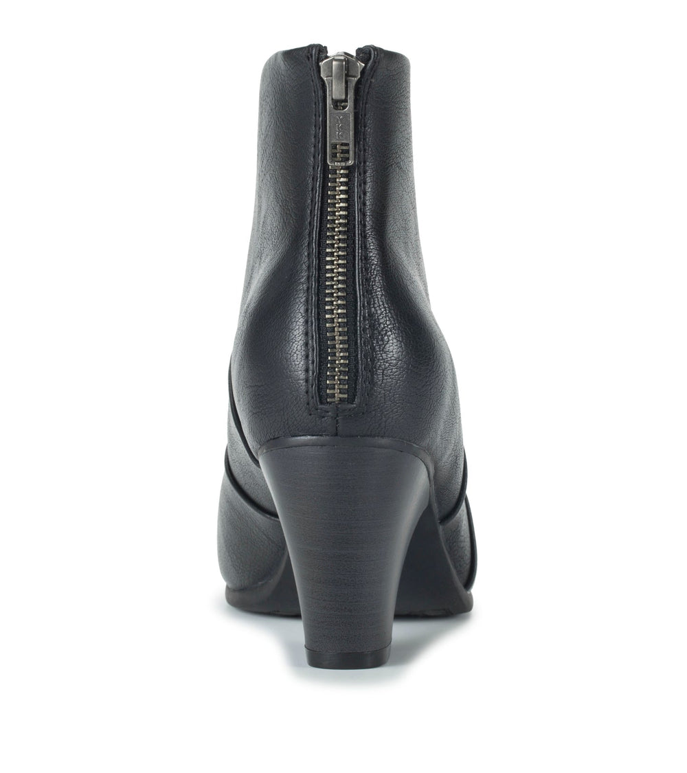 Baretraps Liberty Block Heel Bootie Black