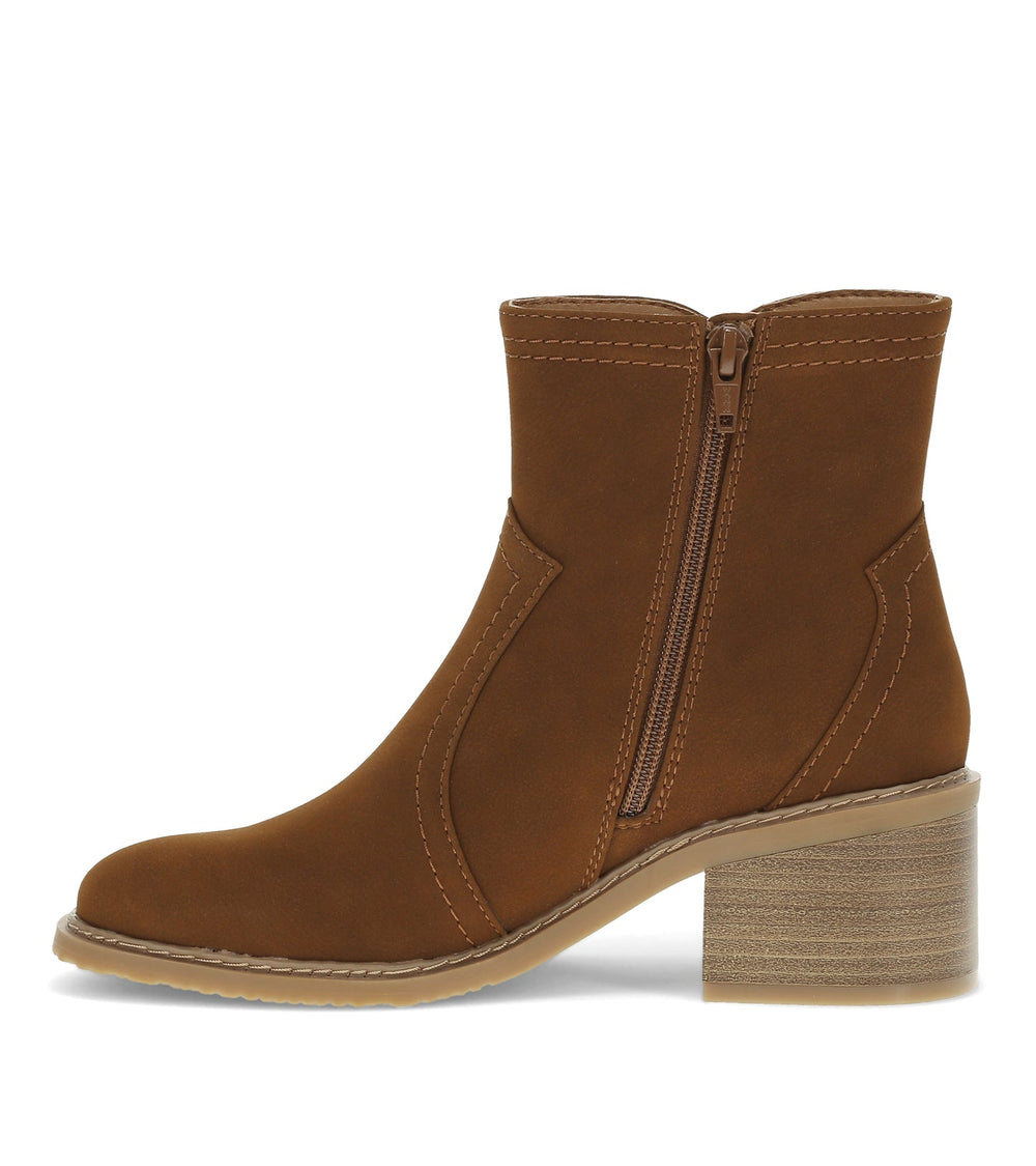 Baretraps Calloway Block Heel Bootie Nutshell