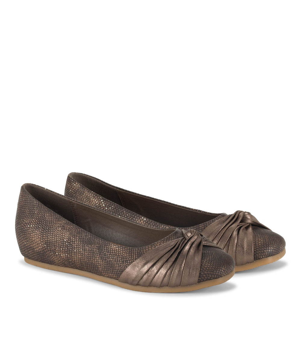 Baretraps Chainey Casual Flat Taupe Metallic