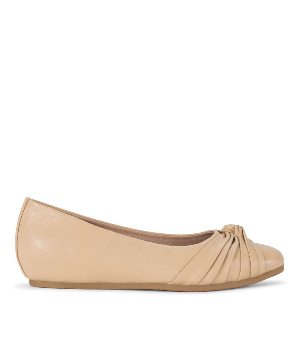 Baretraps Chainey Casual Flat Natural