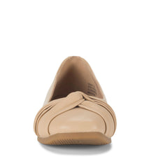 Baretraps Chainey Casual Flat Natural