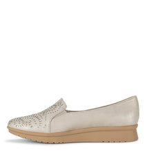 Baretraps Amry Slip On Loafer Champagne