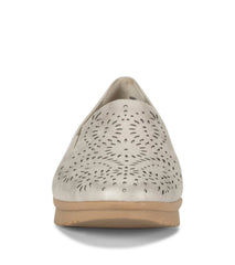 Baretraps Amry Slip On Loafer Champagne