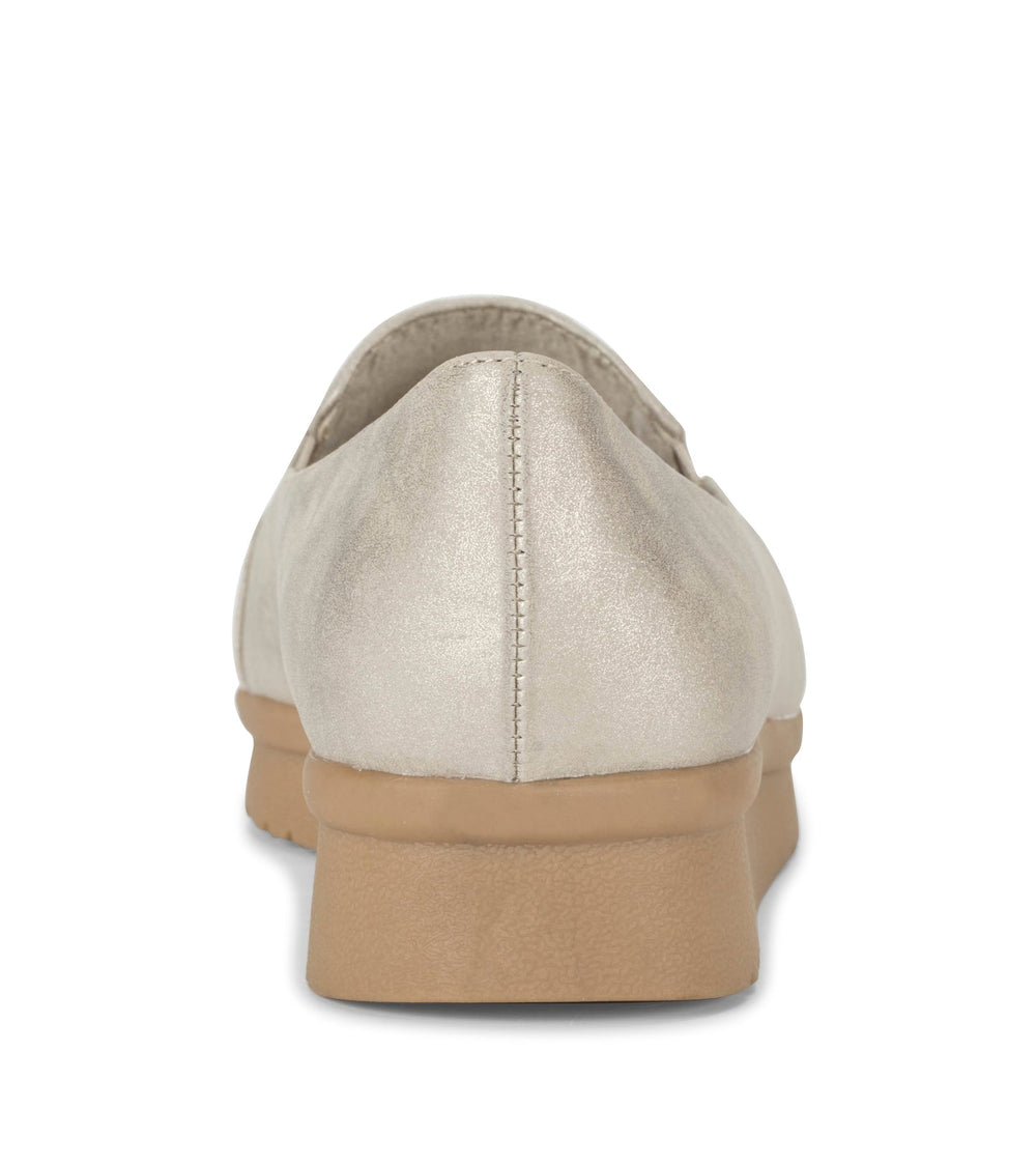 Baretraps Amry Slip On Loafer Champagne