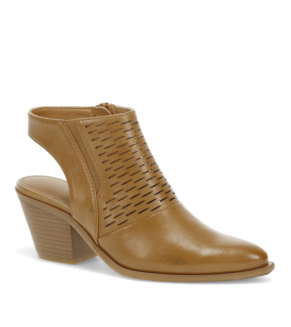 Baretraps Yangley Block Heel Bootie Light Almond