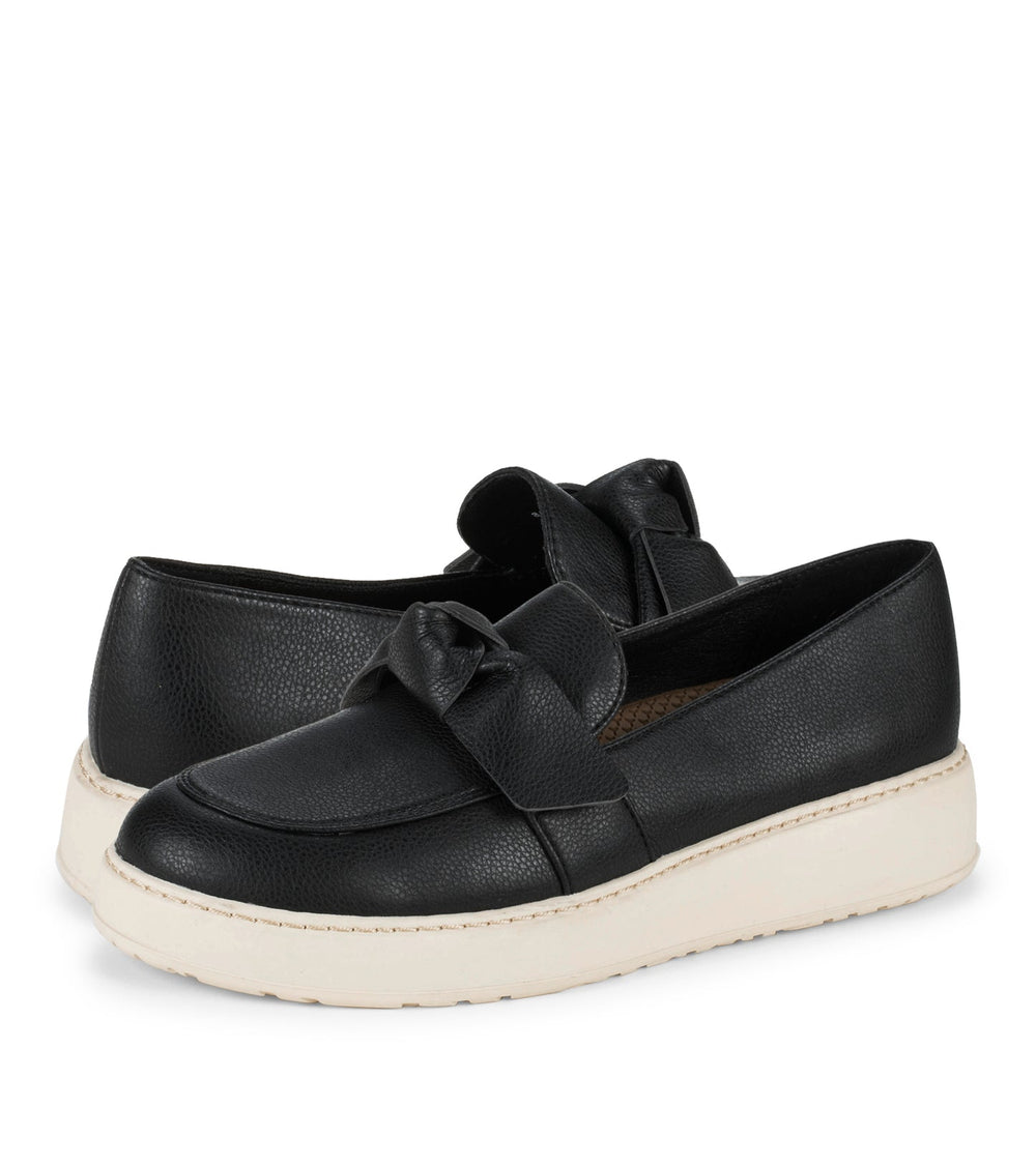 Baretraps Ferdana Moc Toe Slip On Black