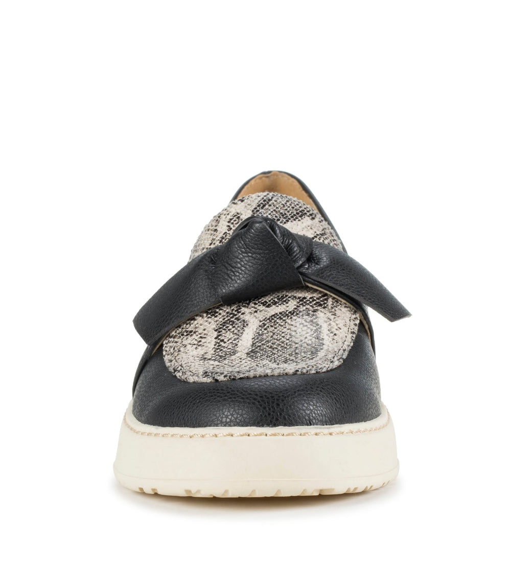 Baretraps Ferdana Moc Toe Slip On Black Snake